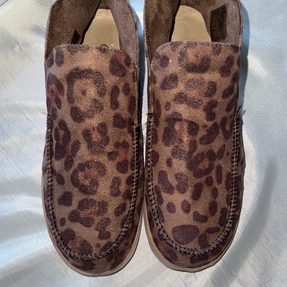 Outwoods Walk Leopard Print Slip-On Ankle Moccasins Booties Size 8 - Picture 3 of 11